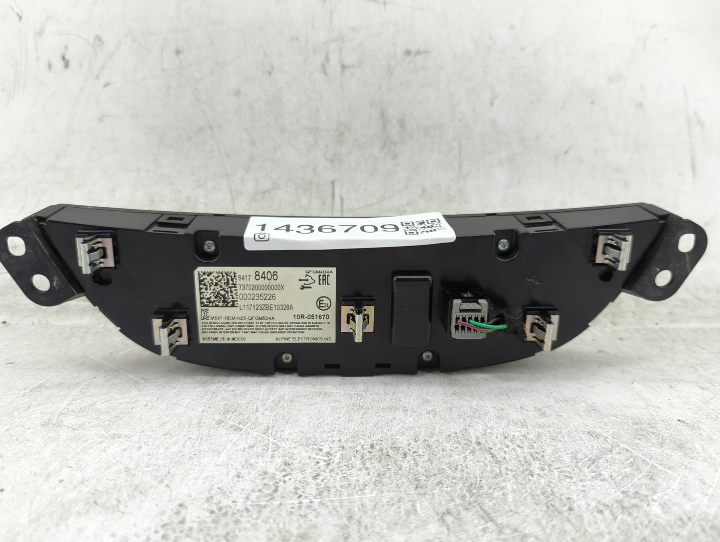 2017 Chevrolet Malibu Climate Control Module Temperature AC/Heater Replacement P/N:84178406 7370200000000X, 000235226 Fits O