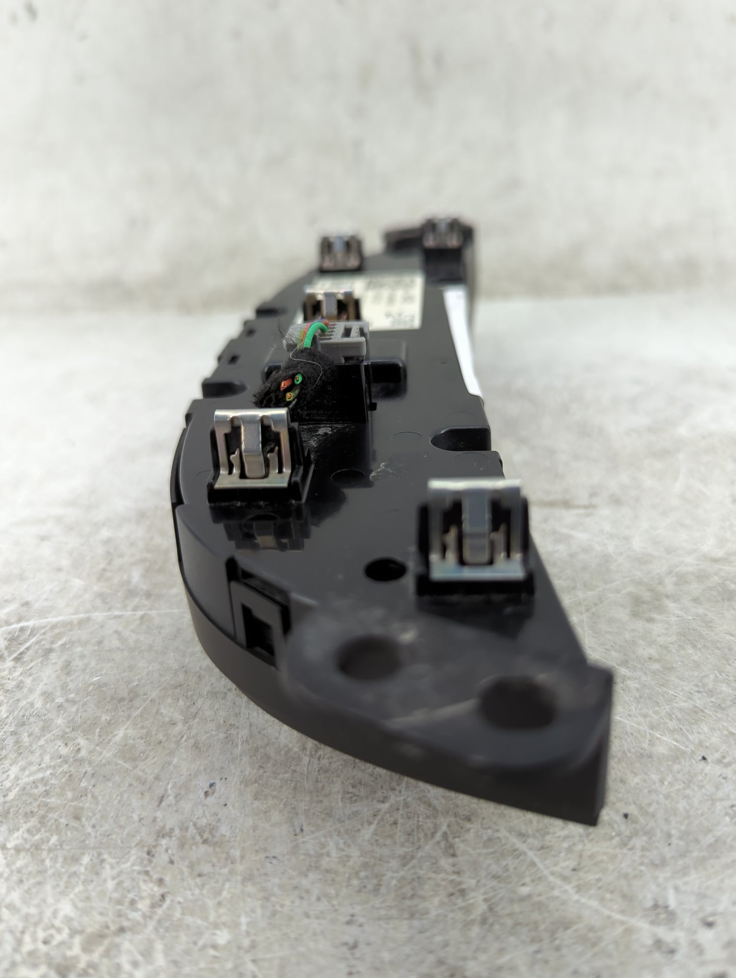 2017 Chevrolet Malibu Climate Control Module Temperature AC/Heater Replacement P/N:84178406 7370200000000X, 000235226 Fits O