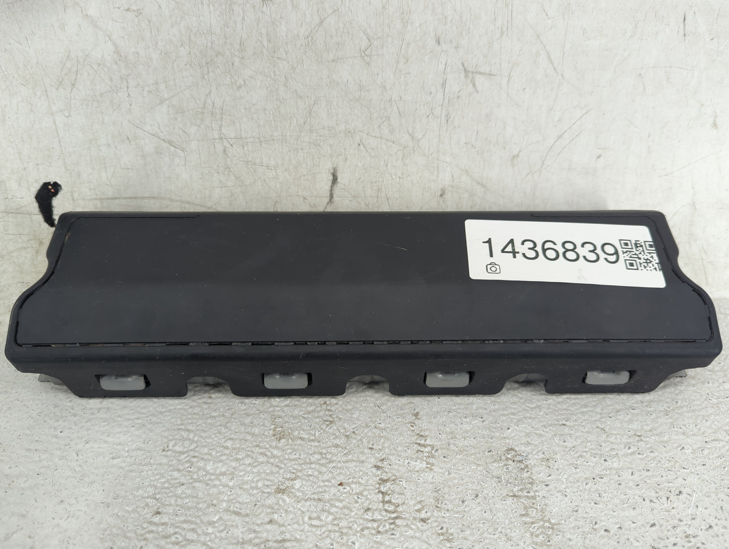 2016-2021 Chevrolet Malibu Air Bag Passenger Right Dashboard OEM P/N:23420286 13447717 Fits Fits 2016 2017 2018 2019 2020 20