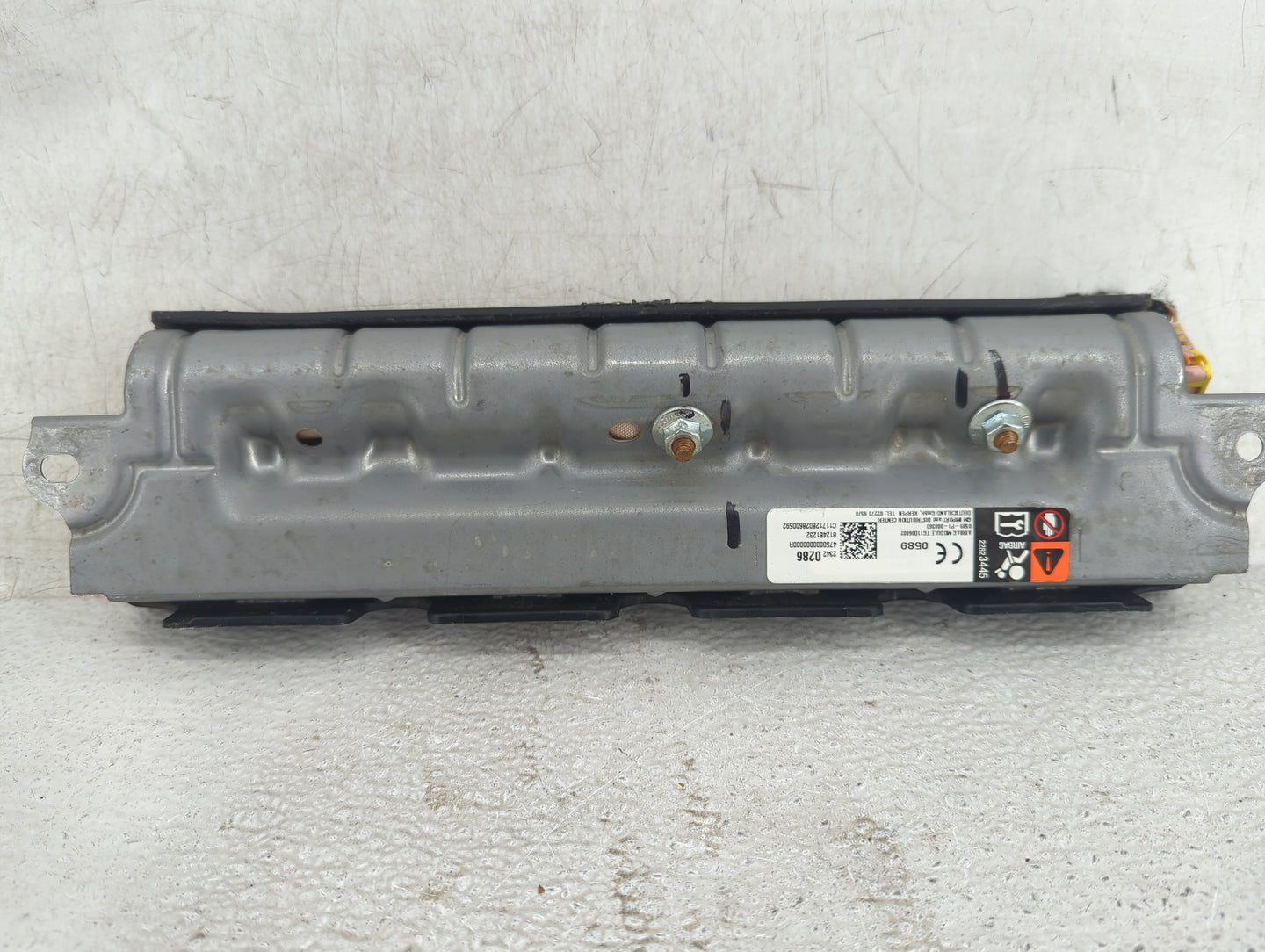 2016-2021 Chevrolet Malibu Air Bag Passenger Right Dashboard OEM P/N:23420286 13447717 Fits Fits 2016 2017 2018 2019 2020 20