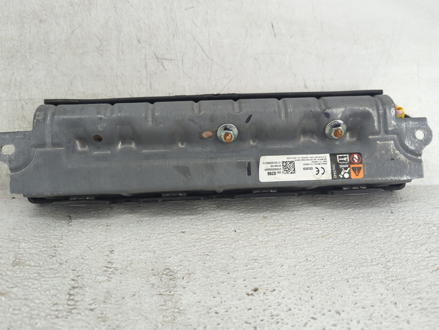 2016-2021 Chevrolet Malibu Air Bag Driver Left Knee OEM P/N:23420286 13594445, 22823445 Fits Fits 2016 2017 2018 2019 2020 2