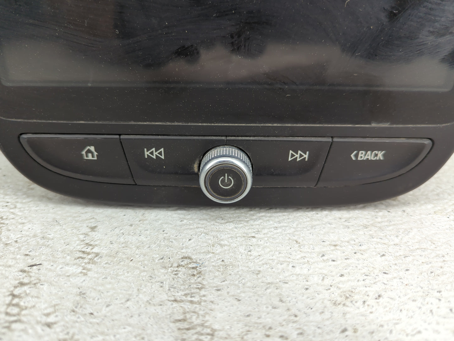 2016-2017 Chevrolet Malibu Radio AM FM Cd Player Receiver Replacement P/N:84176055 Fits Fits 2016 2017 OEM Used Auto Parts -