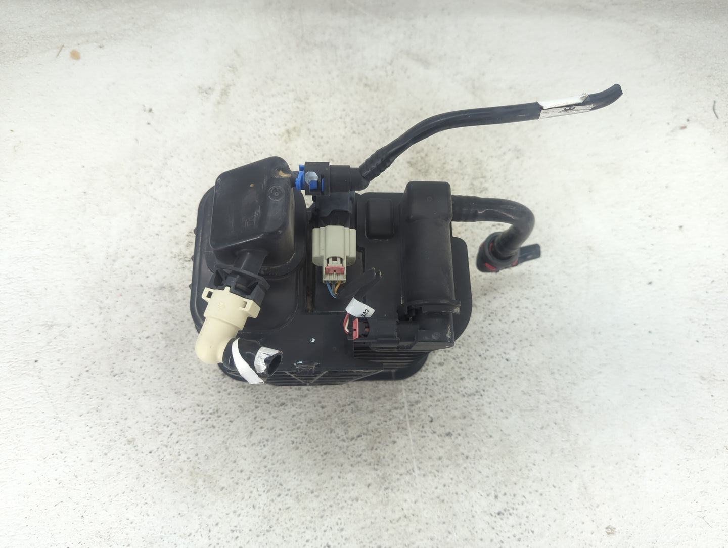 2017 Chevrolet Malibu Fuel Vapor Charcoal Canister - Oemusedautoparts1.com