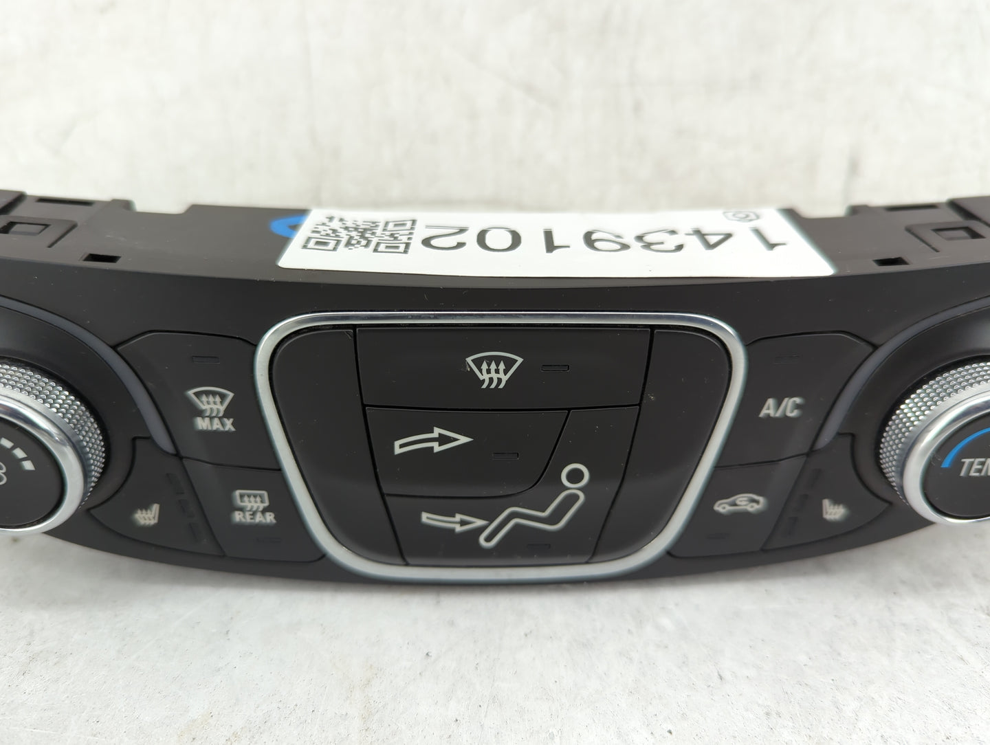 2016-2017 Chevrolet Malibu Climate Control Module Temperature AC/Heater Replacement P/N:84178407 Fits Fits 2016 2017 OEM Use