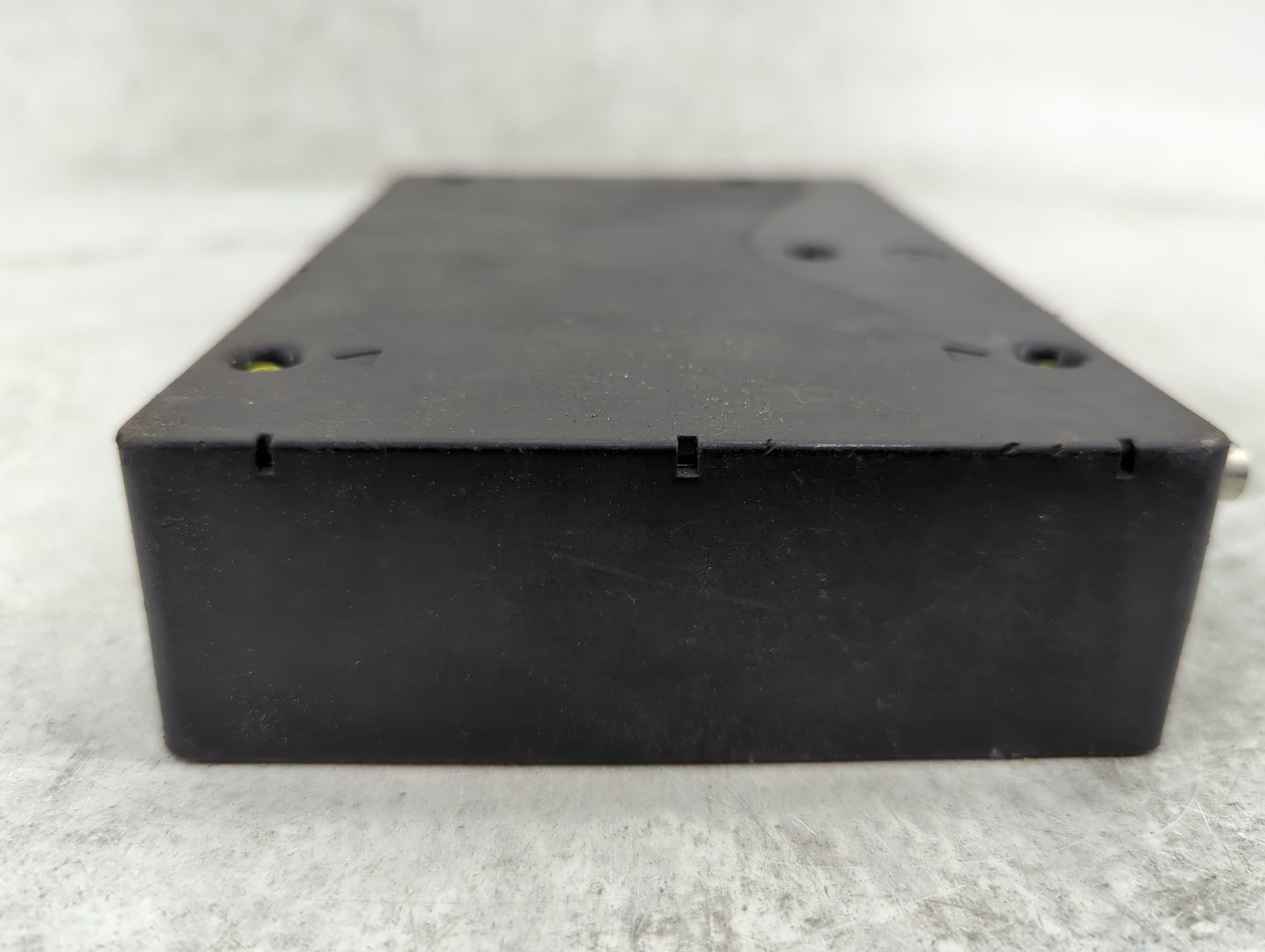 2017-2018 Chevrolet Malibu Communication Control Module - Oemusedautoparts1.com
