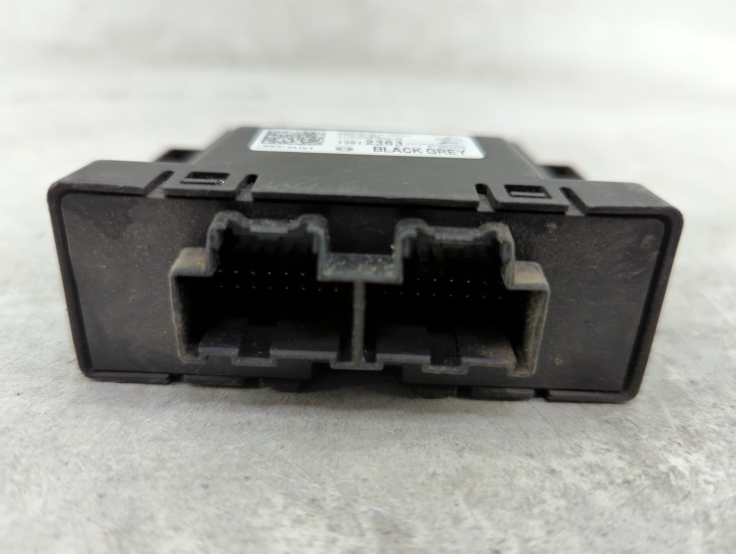 2016-2017 Chevrolet Malibu Body Control Module Bcm Inner Cabin Fuse Box - Oemusedautoparts1.com