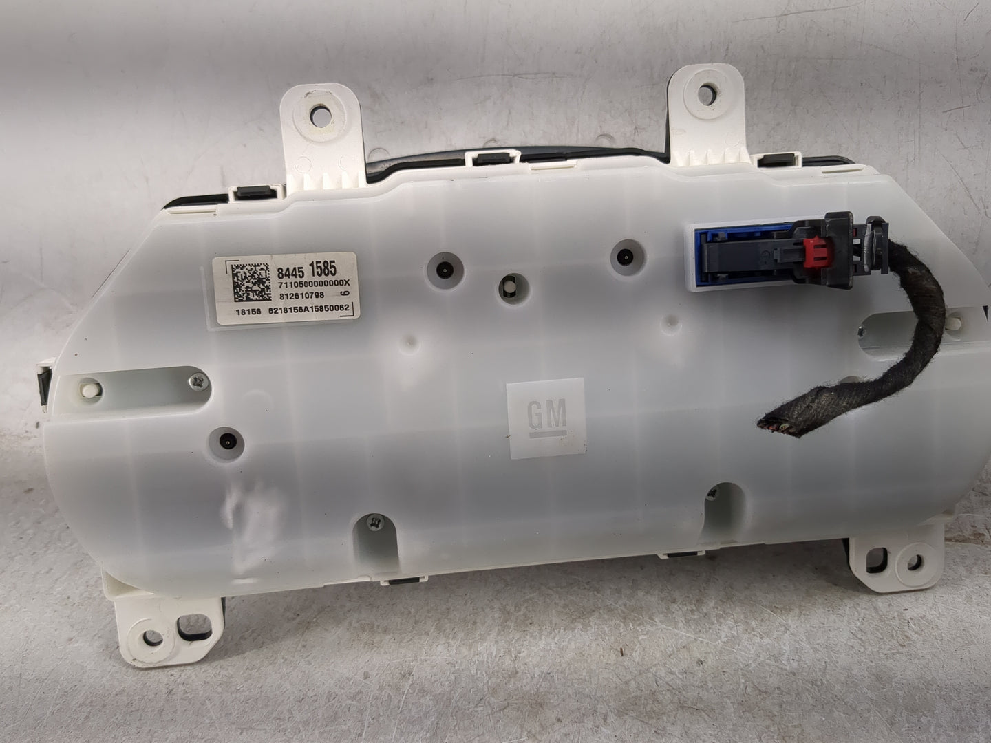 2017-2018 Chevrolet Malibu Instrument Cluster Speedometer Gauges P/N:84451585 Miles: Fits Fits 2017 2018 OEM Used Auto Parts