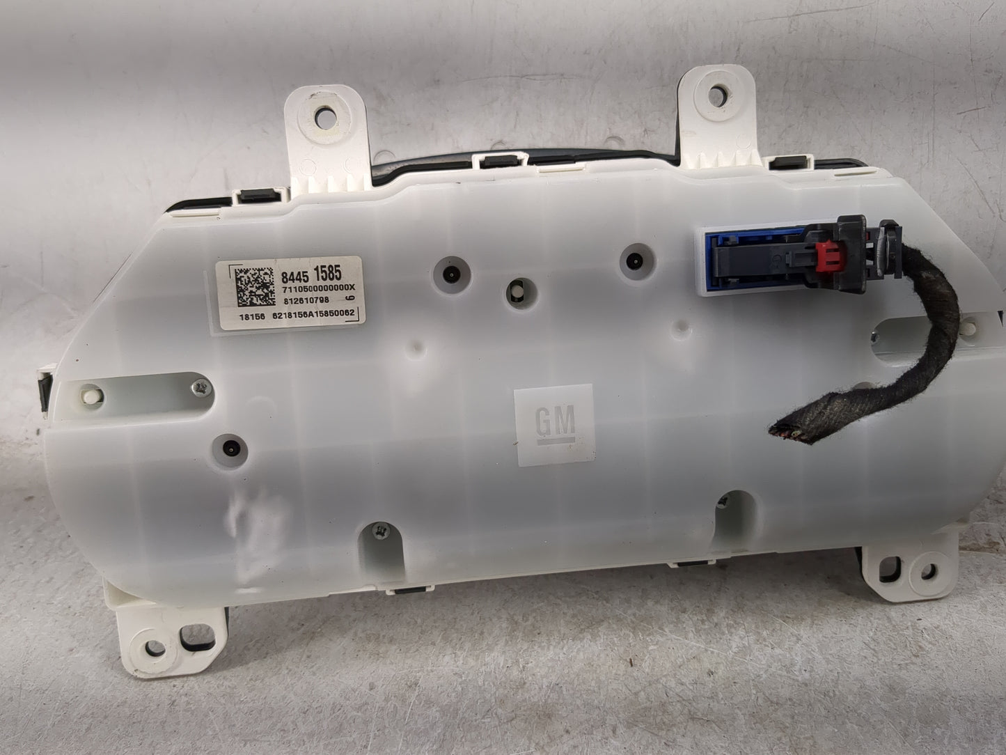 2017-2018 Chevrolet Malibu Instrument Cluster Speedometer Gauges P/N:84451585 Miles: Fits Fits 2017 2018 OEM Used Auto Parts