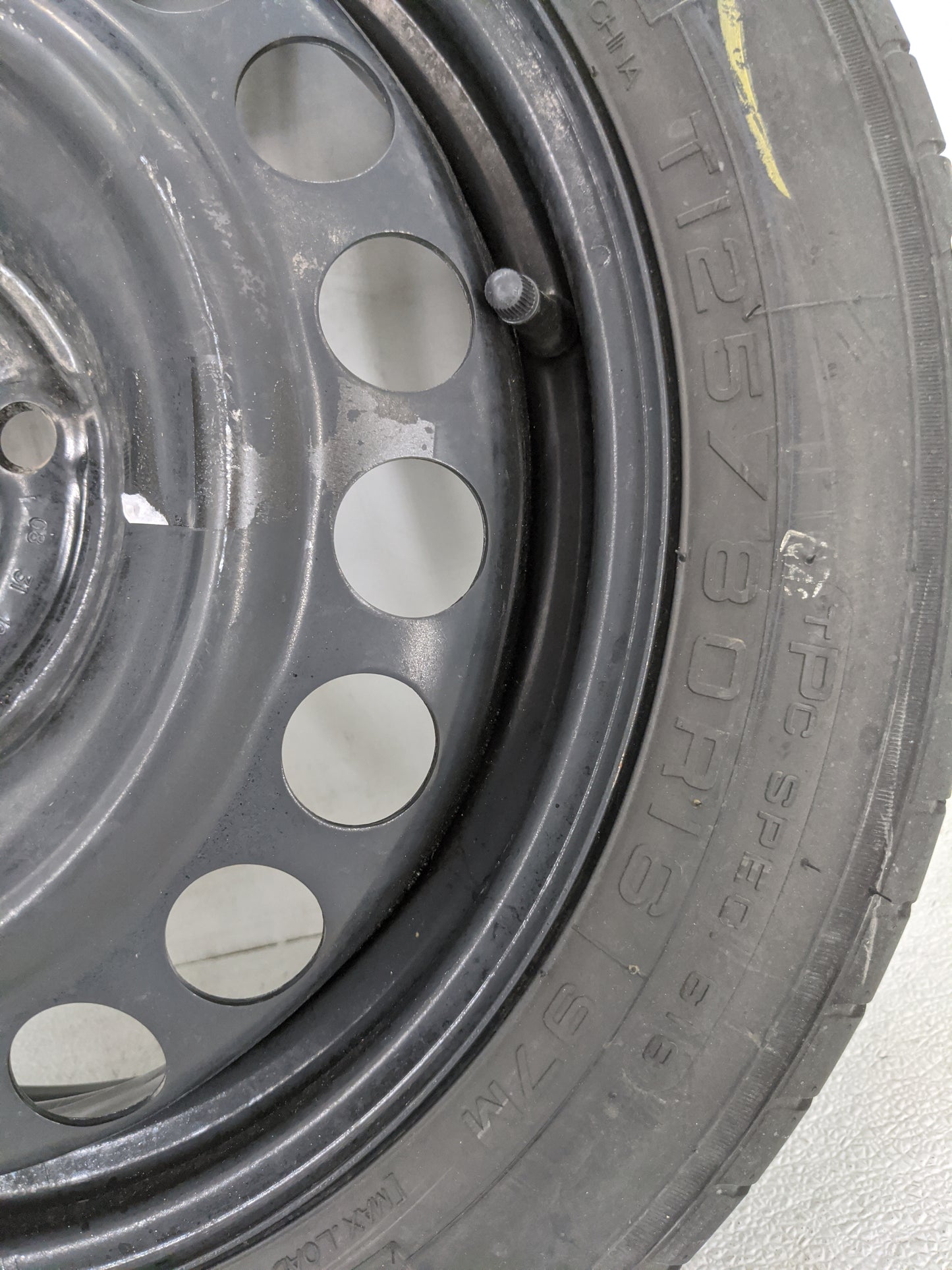 2016-2022 Chevrolet Malibu Spare Donut Tire Wheel Rim Oem 1455307 - Oemusedautoparts1.com