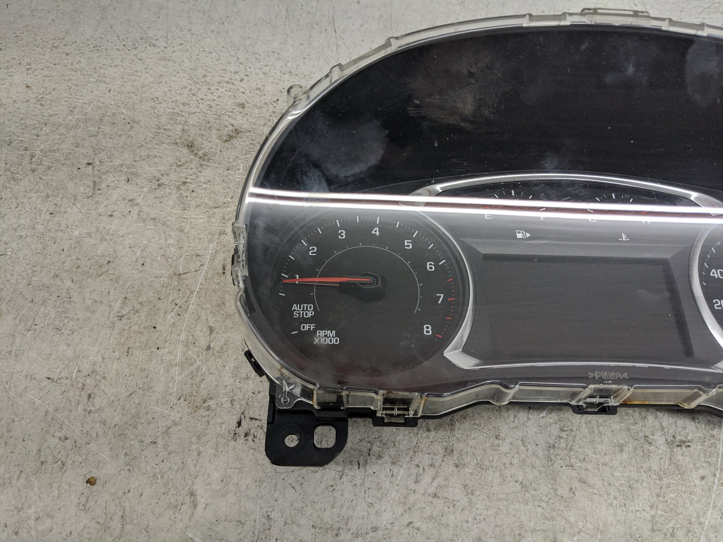 2017-2018 Chevrolet Malibu Instrument Cluster Speedometer Gauges P/N:84141852 GM-00Y-10-MR-CDDD Miles:91K Fits Fits 2017 201