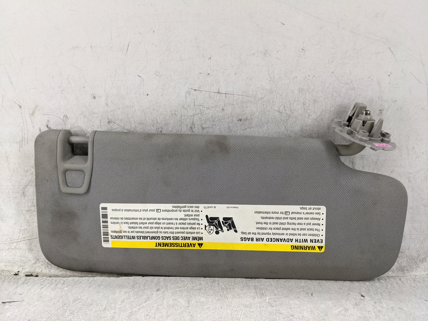 2016-2021 Chevrolet Malibu Sun Visor Shade Replacement Driver Left Mirror Fits Fits 2016 2017 2018 2019 2020 2021 OEM Used A