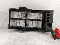 2017-2018 Chevrolet Malibu Fusebox Fuse Box Panel Relay Module P/N:84144635_01 84144635 Fits Fits 2017 2018 OEM Used Auto Pa