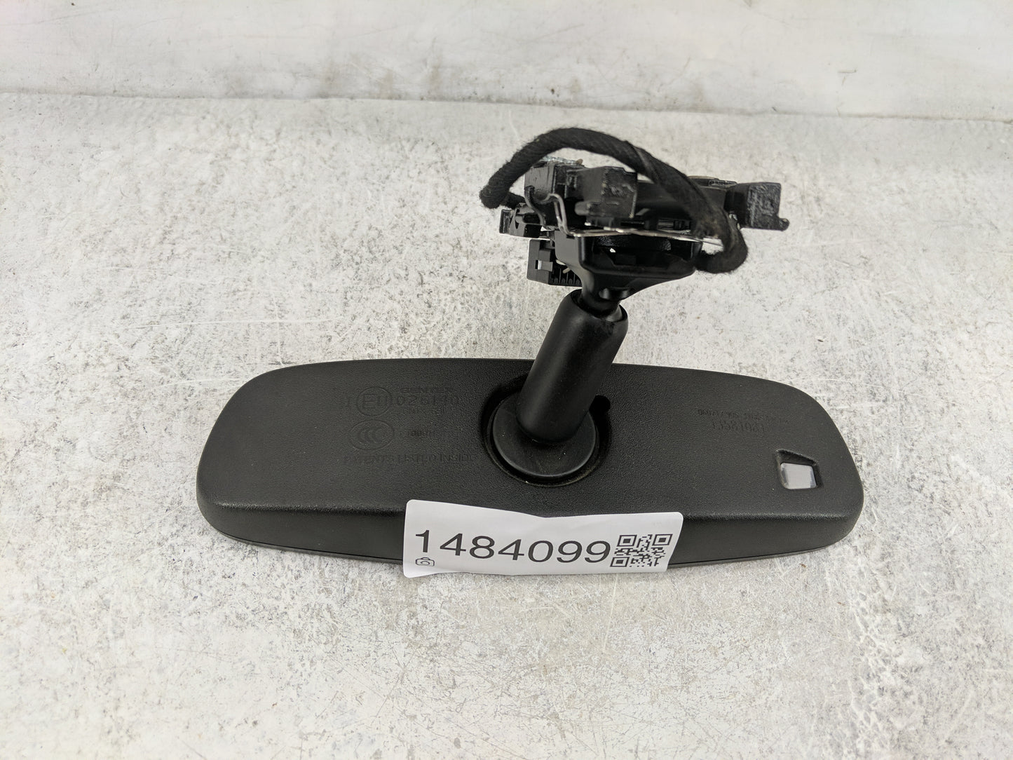 2017 Chevrolet Malibu Interior Rear View Mirror Replacement OEM P/N:E11 026140 GNTX-769 Fits OEM Used Auto Parts - Oemusedau