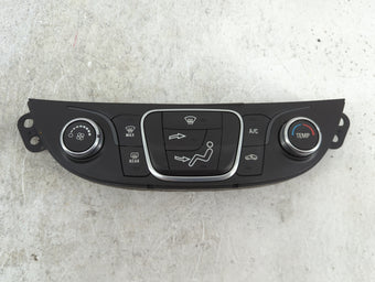 compare product 2016-2017 Chevrolet Malibu Climate Control Module Temperature AC/Heater Replacement P/N:QFGM4D4A 10R-051670 Fits Fits 2016 2017 OEM Used Auto Parts