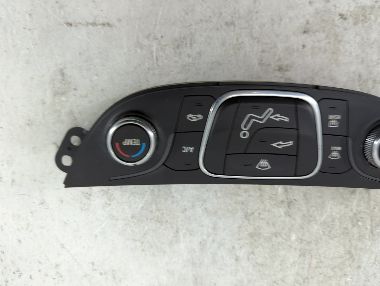 2016-2017 Chevrolet Malibu Climate Control Module Temperature AC/Heater Replacement P/N:8417 8406 MSIP-REM-N25-QFGM504A Fits