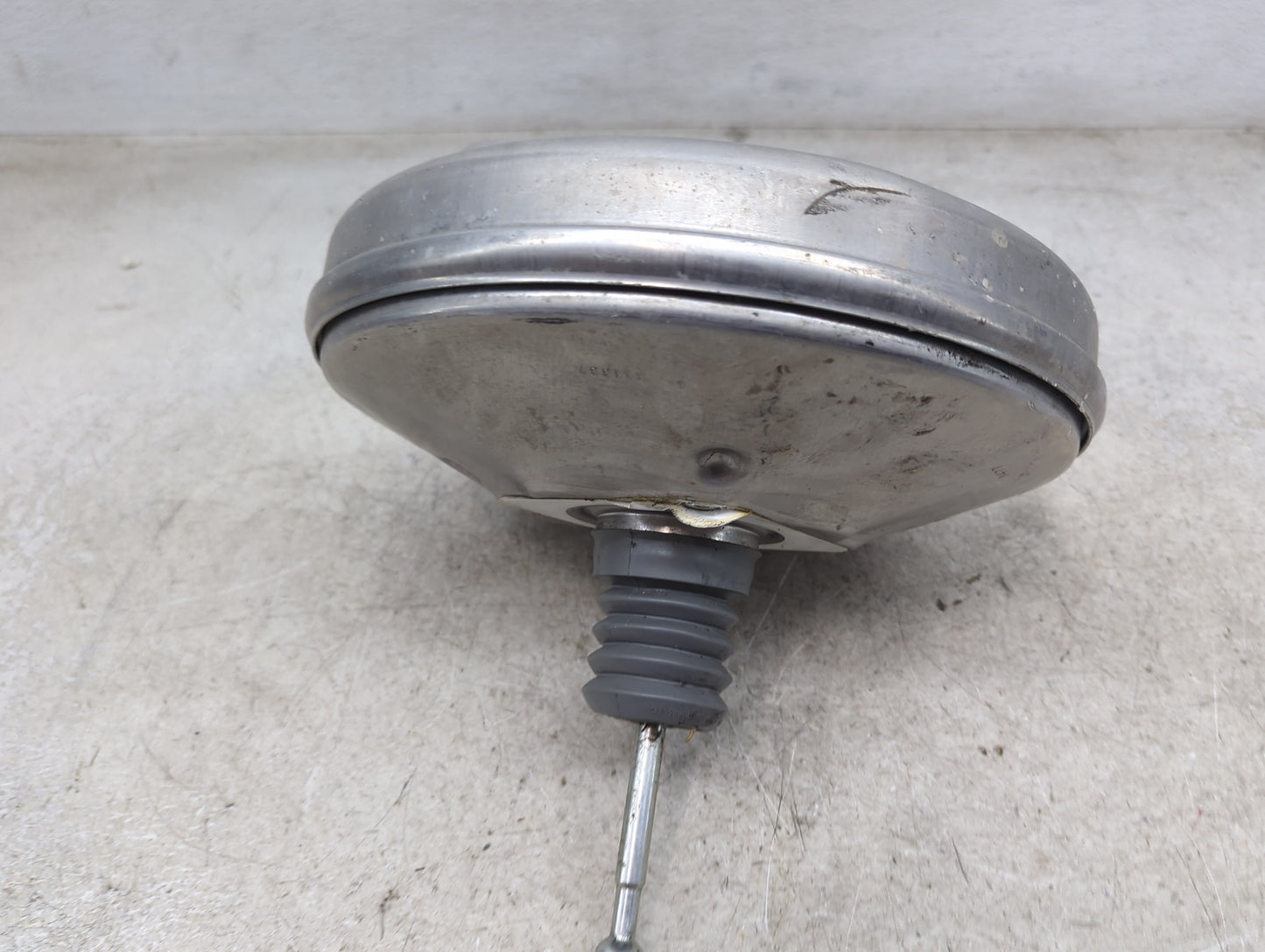 2016-2021 Chevrolet Malibu Power Brake Booster Oem 1489858 - Oemusedautoparts1.com