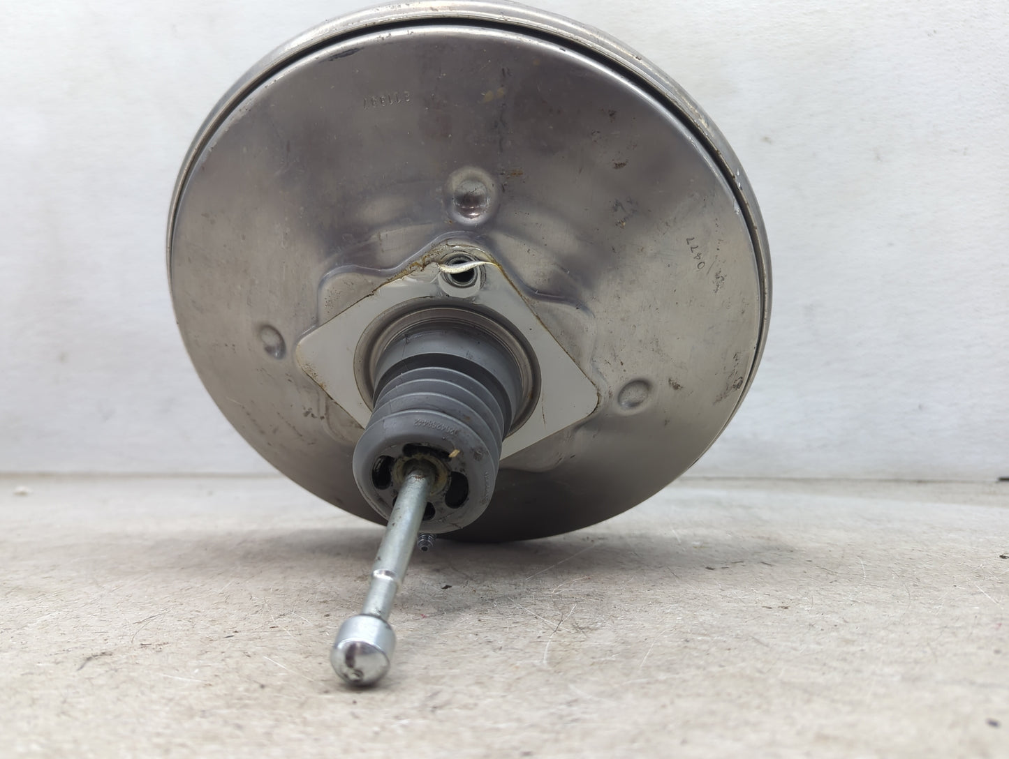 2016-2021 Chevrolet Malibu Power Brake Booster Oem 1489858 - Oemusedautoparts1.com