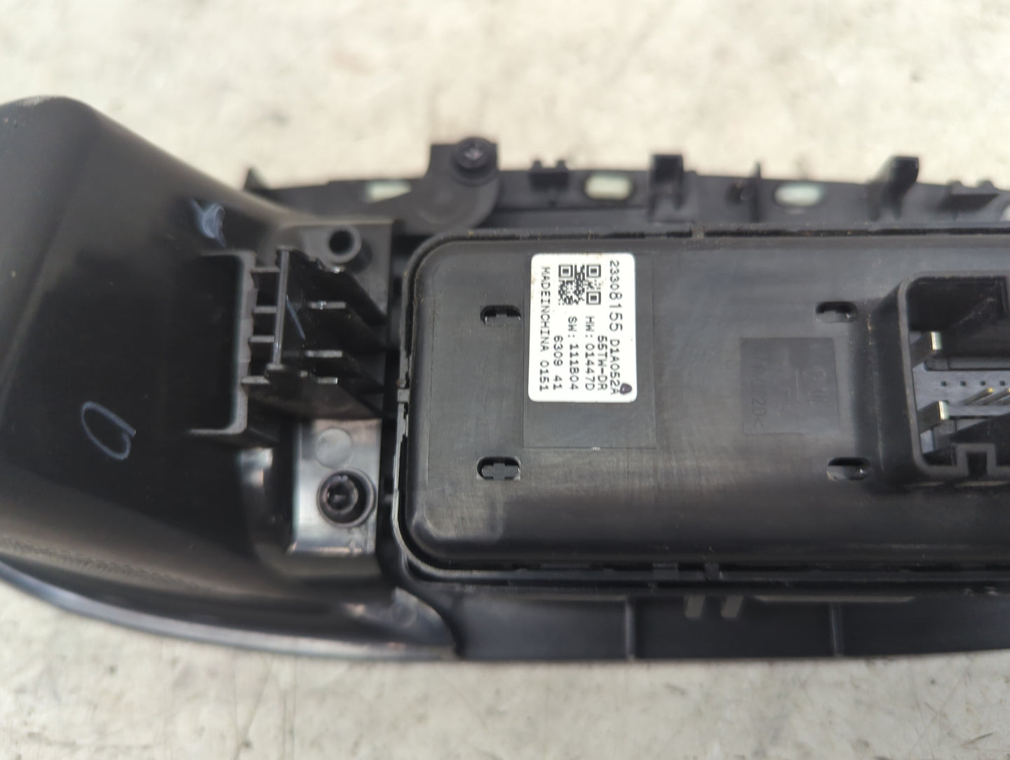 2016-2021 Chevrolet Malibu Master Power Window Switch Replacement Driver Side Left P/N:23308155 13511295 Fits OEM Used Auto 