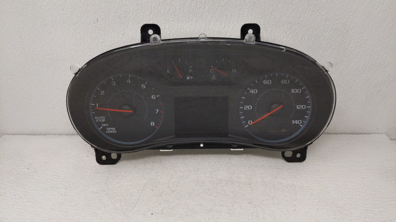 2017-2018 Chevrolet Malibu Instrument Cluster Speedometer Gauges P/N:84128302 84451585 Fits Fits 2017 2018 OEM Used Auto Par