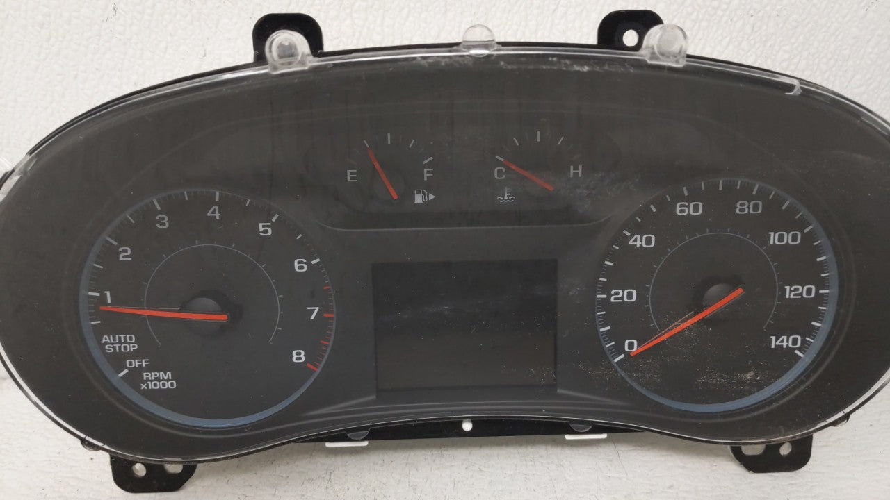 2017-2018 Chevrolet Malibu Instrument Cluster Speedometer Gauges P/N:84128302 84451585 Fits Fits 2017 2018 OEM Used Auto Par