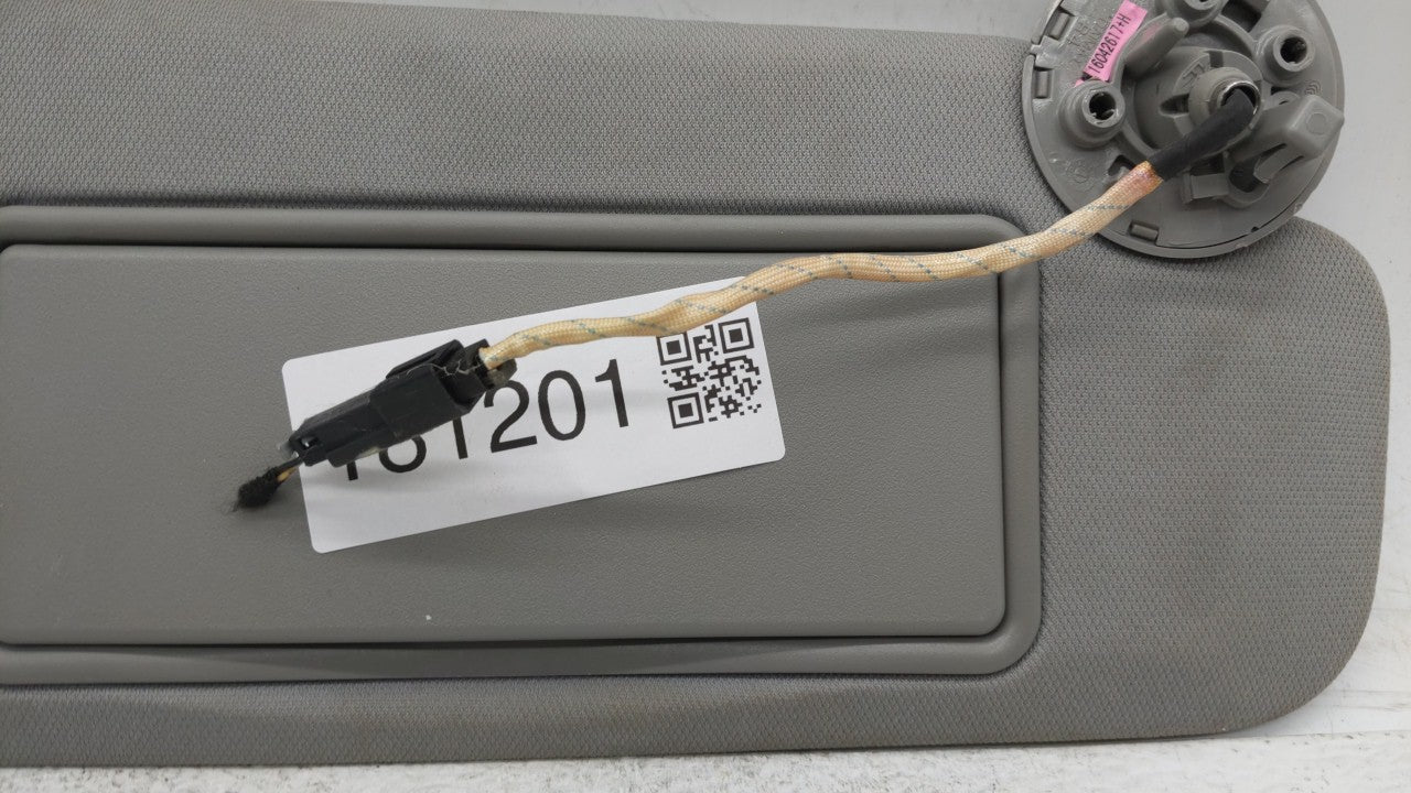 2016-2019 Chevrolet Malibu Sun Visor Shade Replacement Passenger Right Mirror Fits Fits 2016 2017 2018 2019 OEM Used Auto Pa