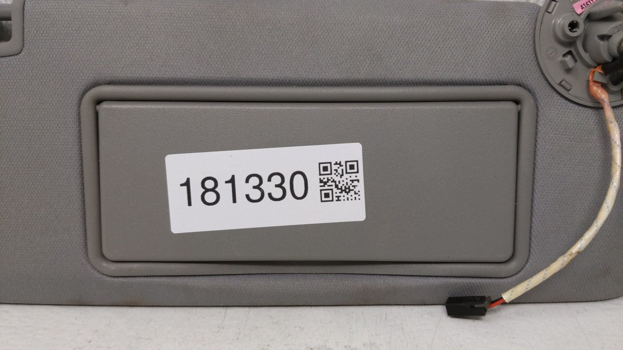 2016-2019 Chevrolet Malibu Sun Visor Shade Replacement Passenger Right Mirror Fits Fits 2016 2017 2018 2019 OEM Used Auto Pa