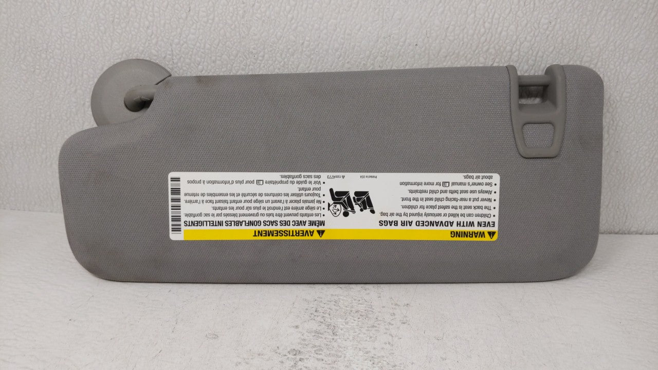 2016-2019 Chevrolet Malibu Sun Visor Shade Replacement Passenger Right Mirror Fits Fits 2016 2017 2018 2019 OEM Used Auto Pa