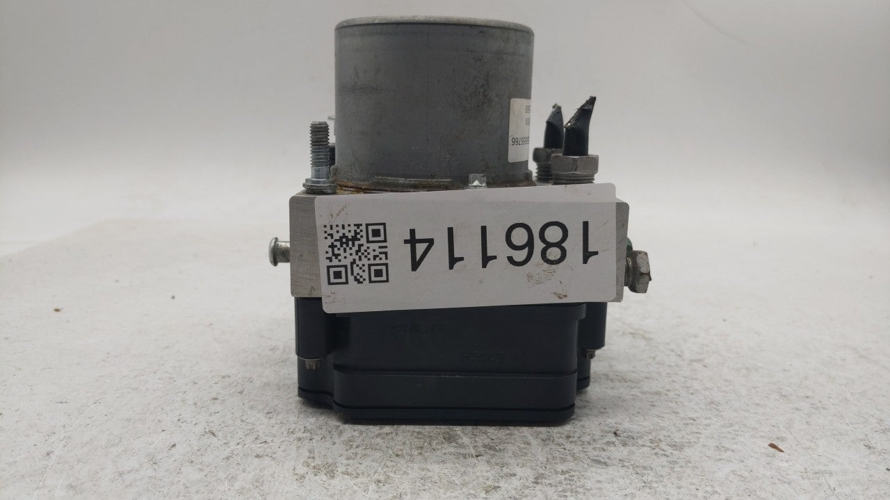 2017 Chevrolet Malibu ABS Pump Control Module Replacement P/N:84139389 065055768, 065055766, 84139399, 84205164 Fits OEM Use