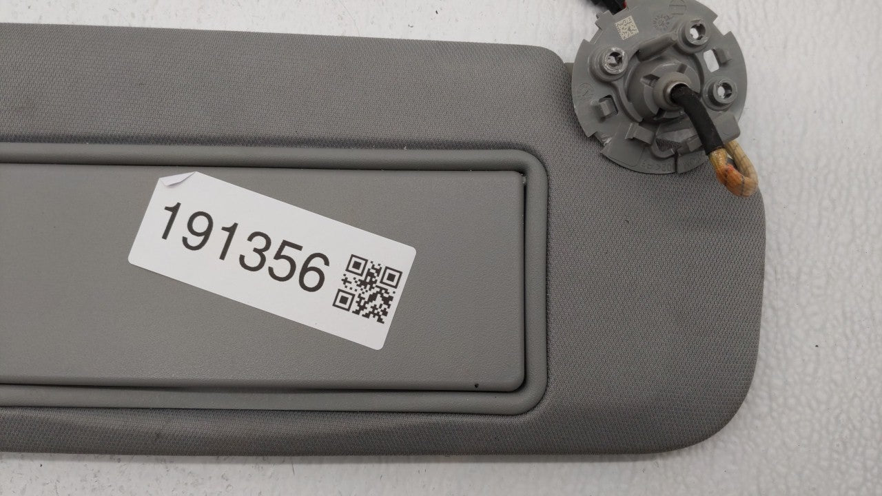 2016-2019 Chevrolet Malibu Sun Visor Shade Replacement Passenger Right Mirror Fits Fits 2016 2017 2018 2019 OEM Used Auto Pa