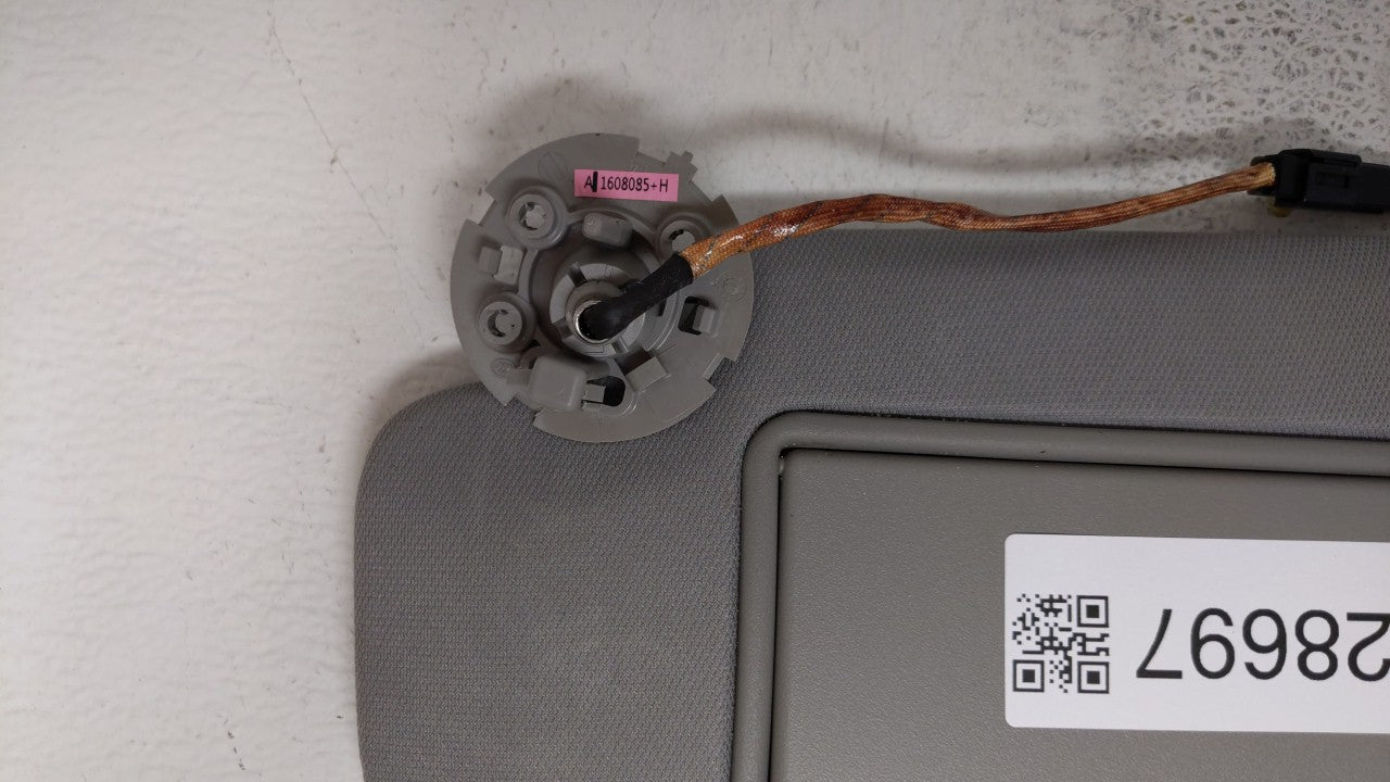 2016-2021 Chevrolet Malibu Sun Visor Shade Replacement Driver Left Mirror Fits Fits 2016 2017 2018 2019 2020 2021 OEM Used A