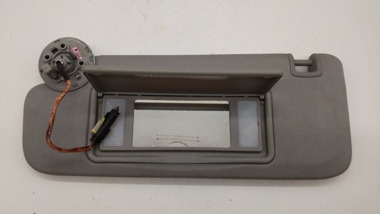 2016-2019 Chevrolet Malibu Sun Visor Shade Replacement Driver Left Mirror Fits Fits 2016 2017 2018 2019 OEM Used Auto Parts 
