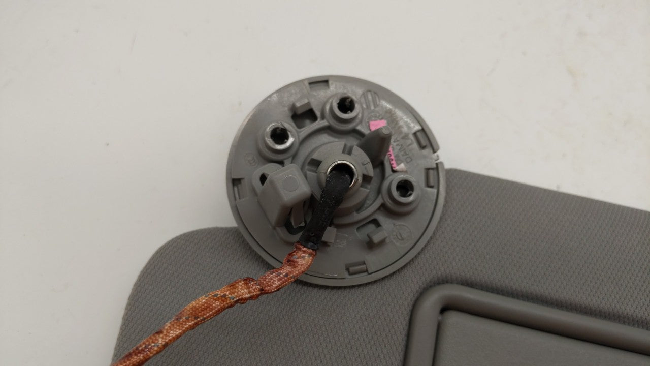 2016-2019 Chevrolet Malibu Sun Visor Shade Replacement Driver Left Mirror Fits Fits 2016 2017 2018 2019 OEM Used Auto Parts 