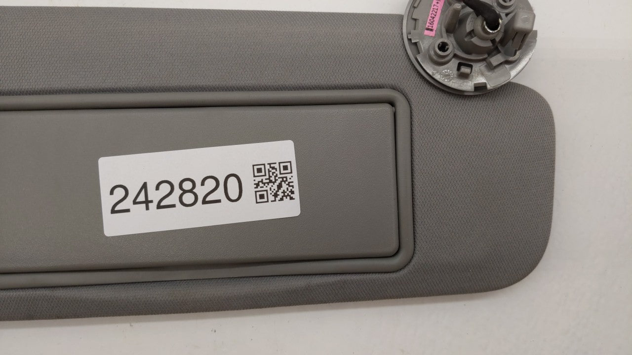 2016-2019 Chevrolet Malibu Sun Visor Shade Replacement Passenger Right Mirror Fits Fits 2016 2017 2018 2019 OEM Used Auto Pa