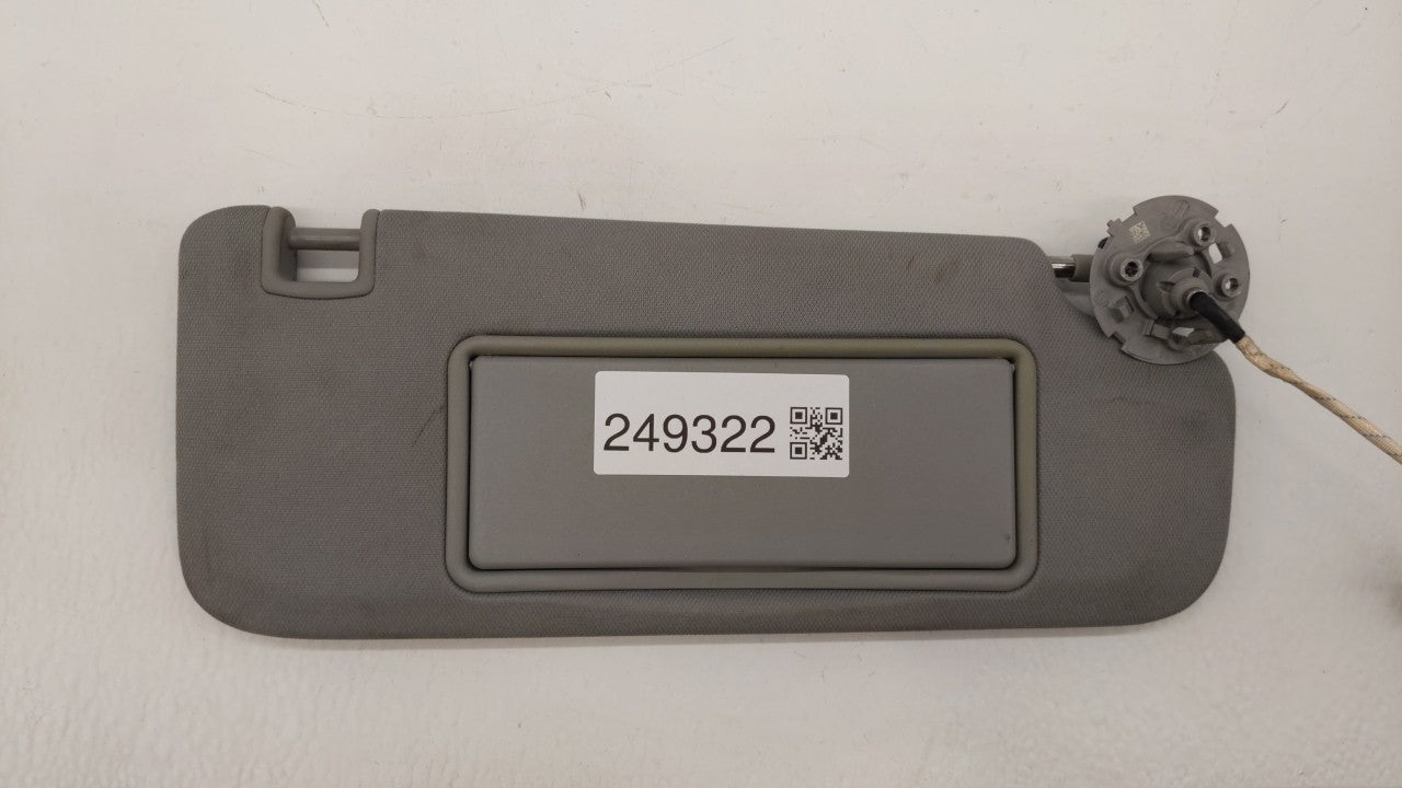 2016-2019 Chevrolet Malibu Sun Visor Shade Replacement Passenger Right Mirror Fits Fits 2016 2017 2018 2019 OEM Used Auto Pa