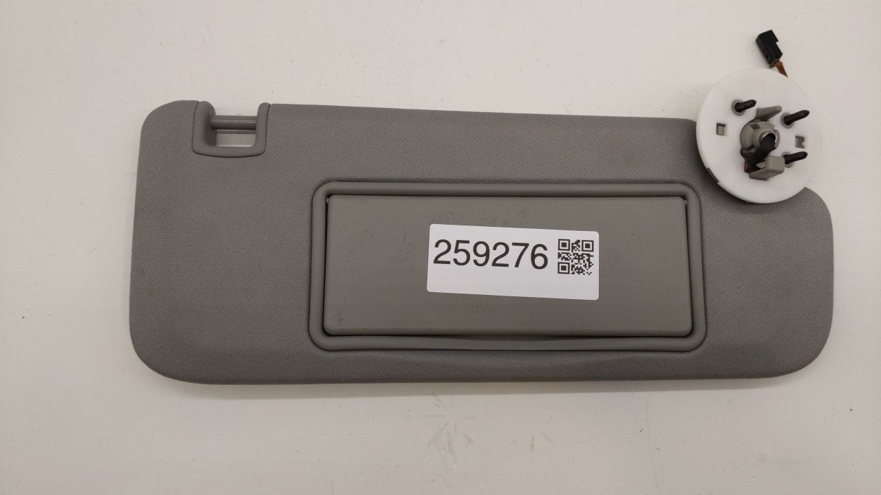 2016-2019 Chevrolet Malibu Sun Visor Shade Replacement Passenger Right Mirror Fits Fits 2016 2017 2018 2019 OEM Used Auto Pa