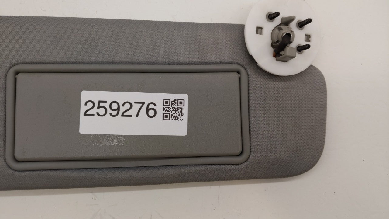 2016-2019 Chevrolet Malibu Sun Visor Shade Replacement Passenger Right Mirror Fits Fits 2016 2017 2018 2019 OEM Used Auto Pa