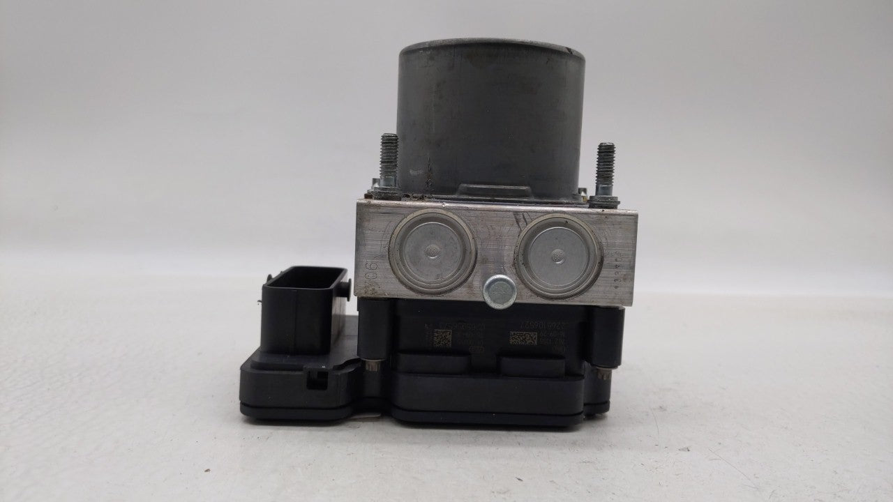 2017 Chevrolet Malibu ABS Pump Control Module Replacement P/N:84139389 065055768, 065055766, 84139399, 84205164, 84056034 Fi