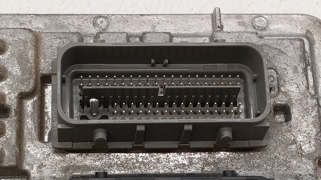 2017-2018 Chevrolet Malibu PCM Engine Control Computer ECU ECM PCU OEM P/N:12696201 12692038, 12676683 Fits Fits 2017 2018 2