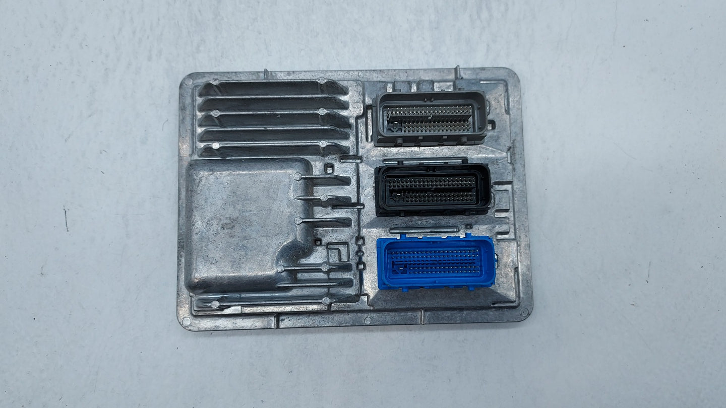 2017-2018 Chevrolet Malibu PCM Engine Control Computer ECU ECM PCU OEM P/N:12687467 12696201, 12692038 Fits Fits 2017 2018 2