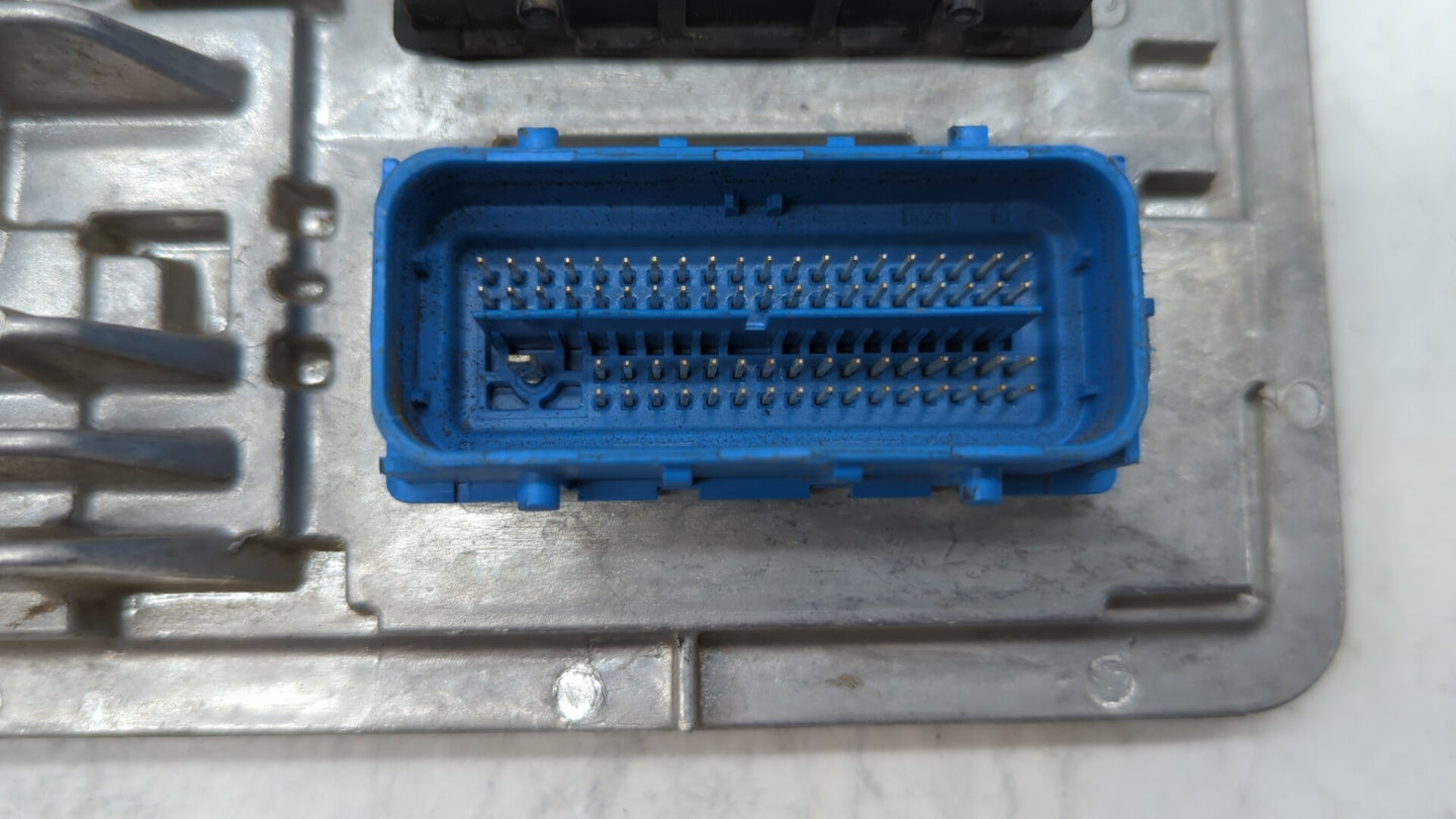 2017-2018 Chevrolet Malibu PCM Engine Control Computer ECU ECM PCU OEM P/N:12692812 12687467, 12696201 Fits Fits 2017 2018 2