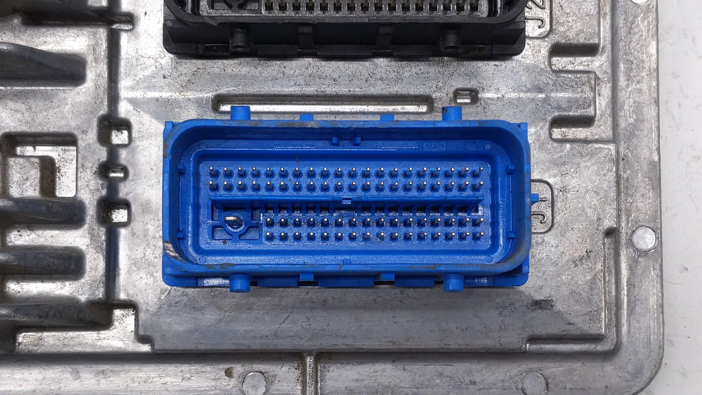 2017-2018 Chevrolet Malibu PCM Engine Control Computer ECU ECM PCU OEM P/N:12692812 12687467, 12696201 Fits Fits 2017 2018 2