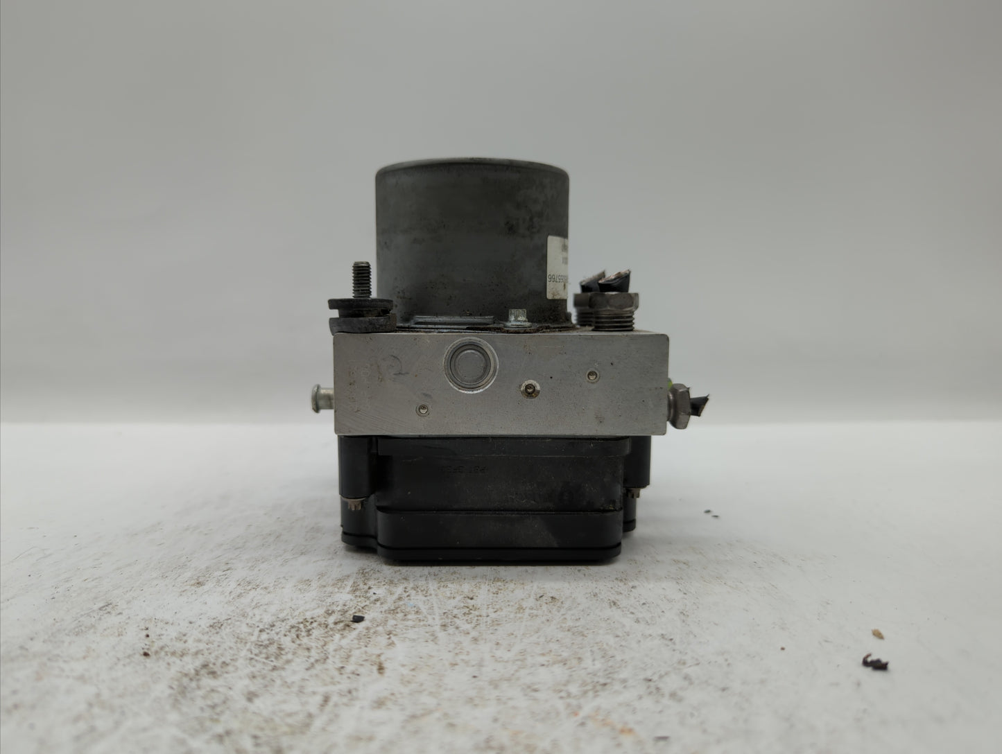 2017 Chevrolet Malibu ABS Pump Control Module Replacement P/N:84139389 065055768, 065055766, 84139399, 84205164, 84056034 Fi