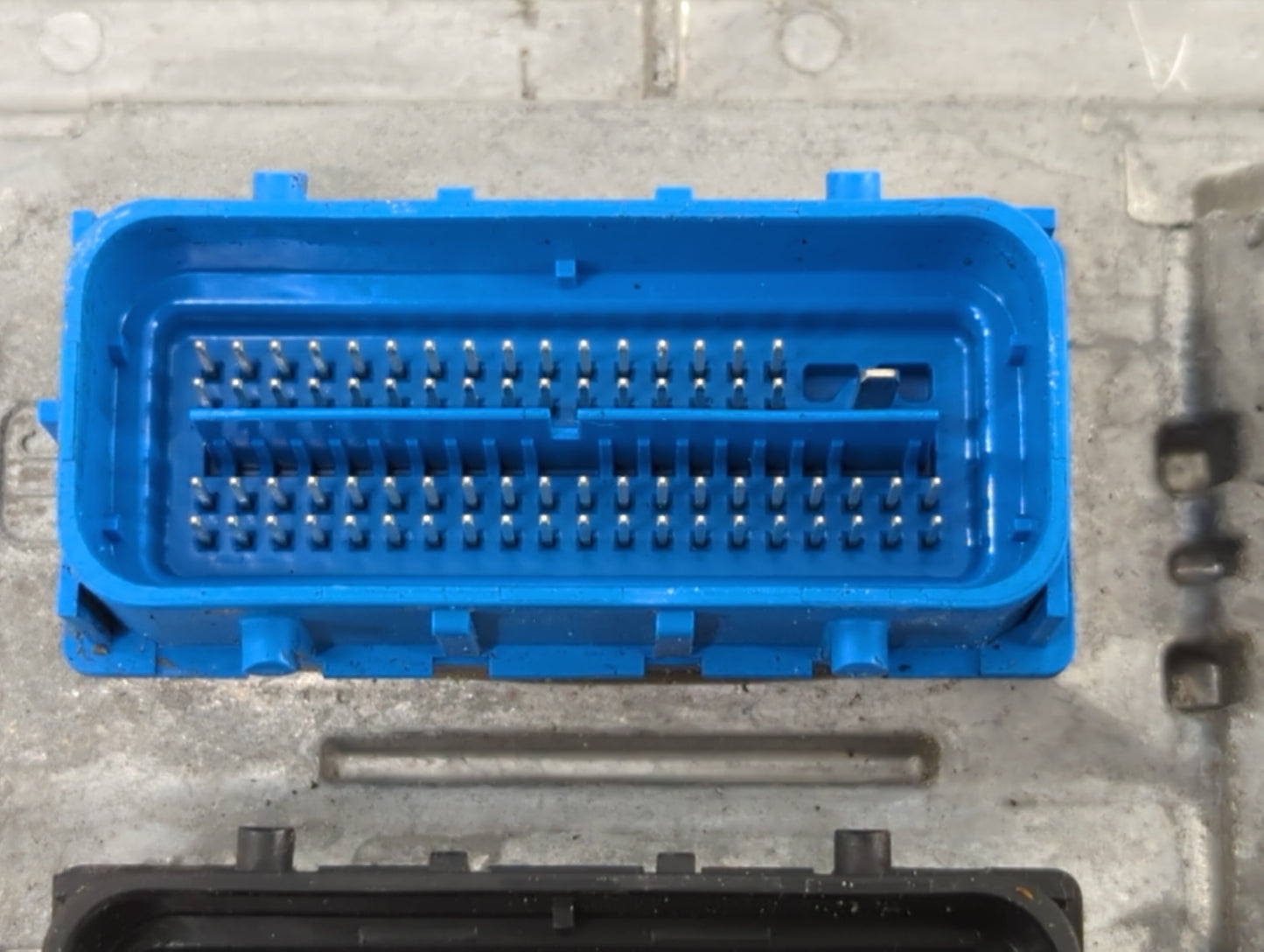 2017-2018 Chevrolet Malibu PCM Engine Control Computer ECU ECM PCU OEM P/N:12692812 12687467, 12696201 Fits Fits 2017 2018 2