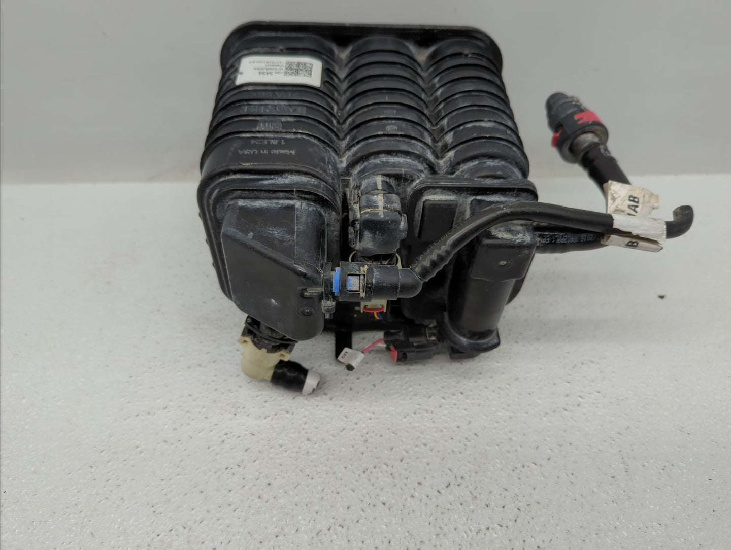 2017 Chevrolet Malibu Fuel Vapor Charcoal Canister - Oemusedautoparts1.com