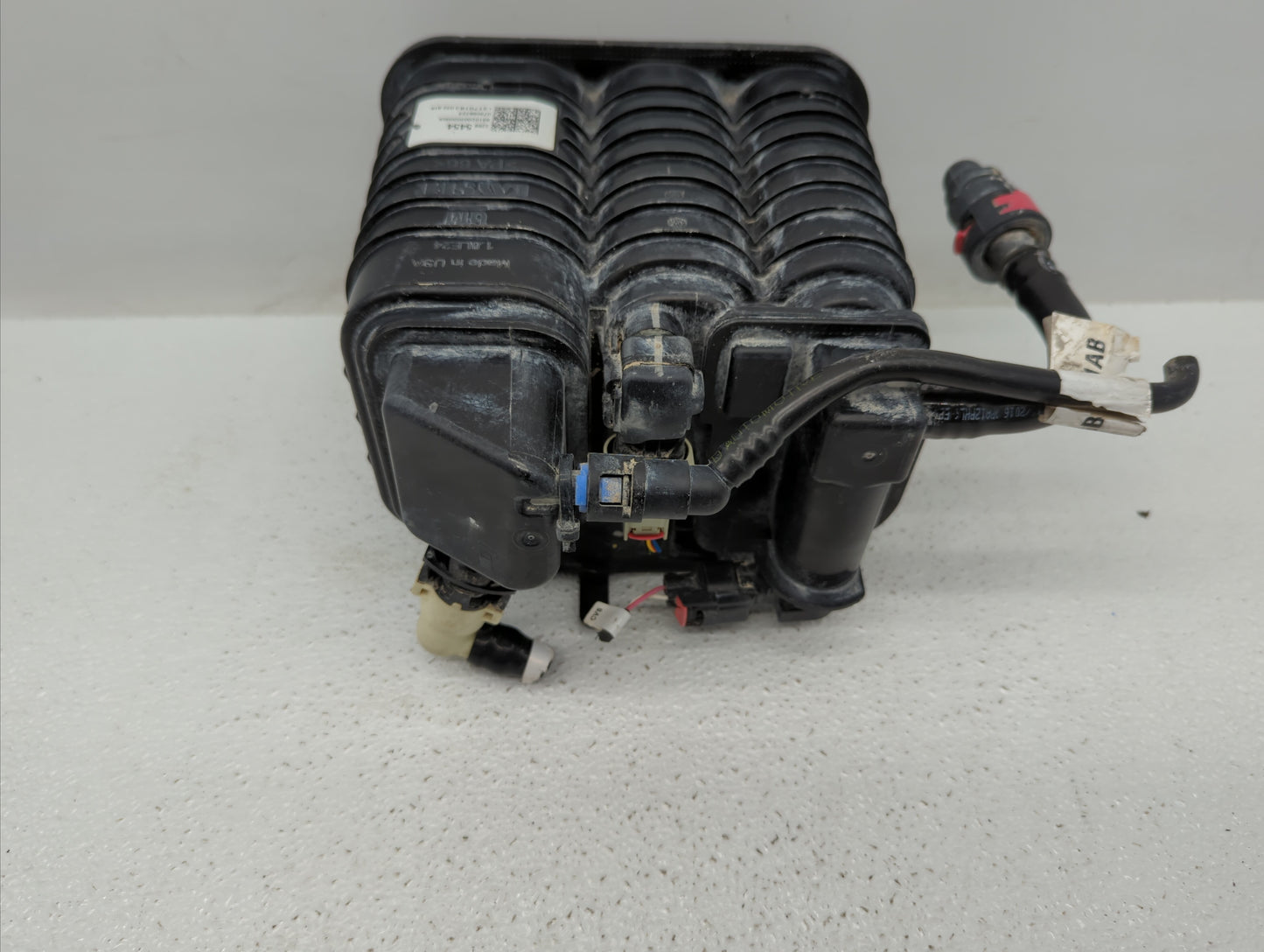 2017 Chevrolet Malibu Fuel Vapor Charcoal Canister - Oemusedautoparts1.com