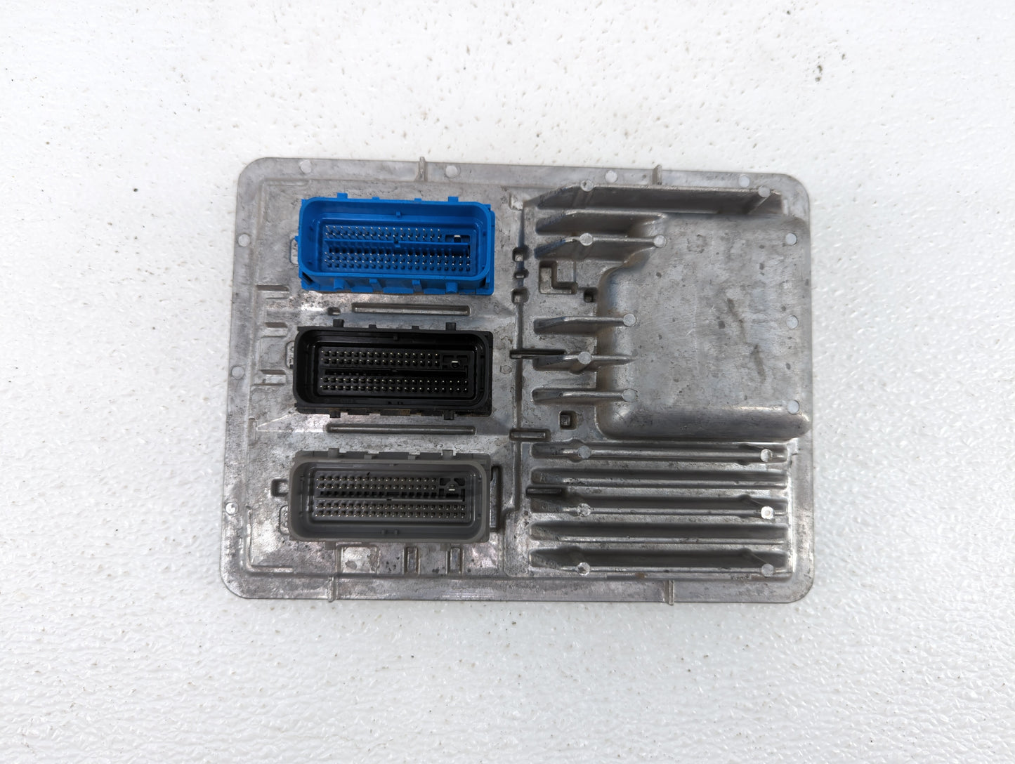 2017-2018 Chevrolet Malibu PCM Engine Control Computer ECU ECM PCU OEM P/N:12688973 12697837, 12687328 Fits Fits 2017 2018 2