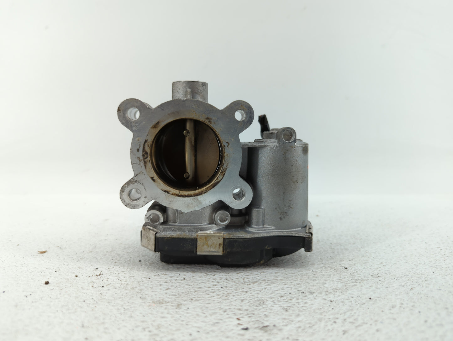 2016-2019 Chevrolet Malibu Throttle Body P/N:12671379AA Fits Fits 2016 2017 2018 2019 OEM Used Auto Parts - Oemusedautoparts