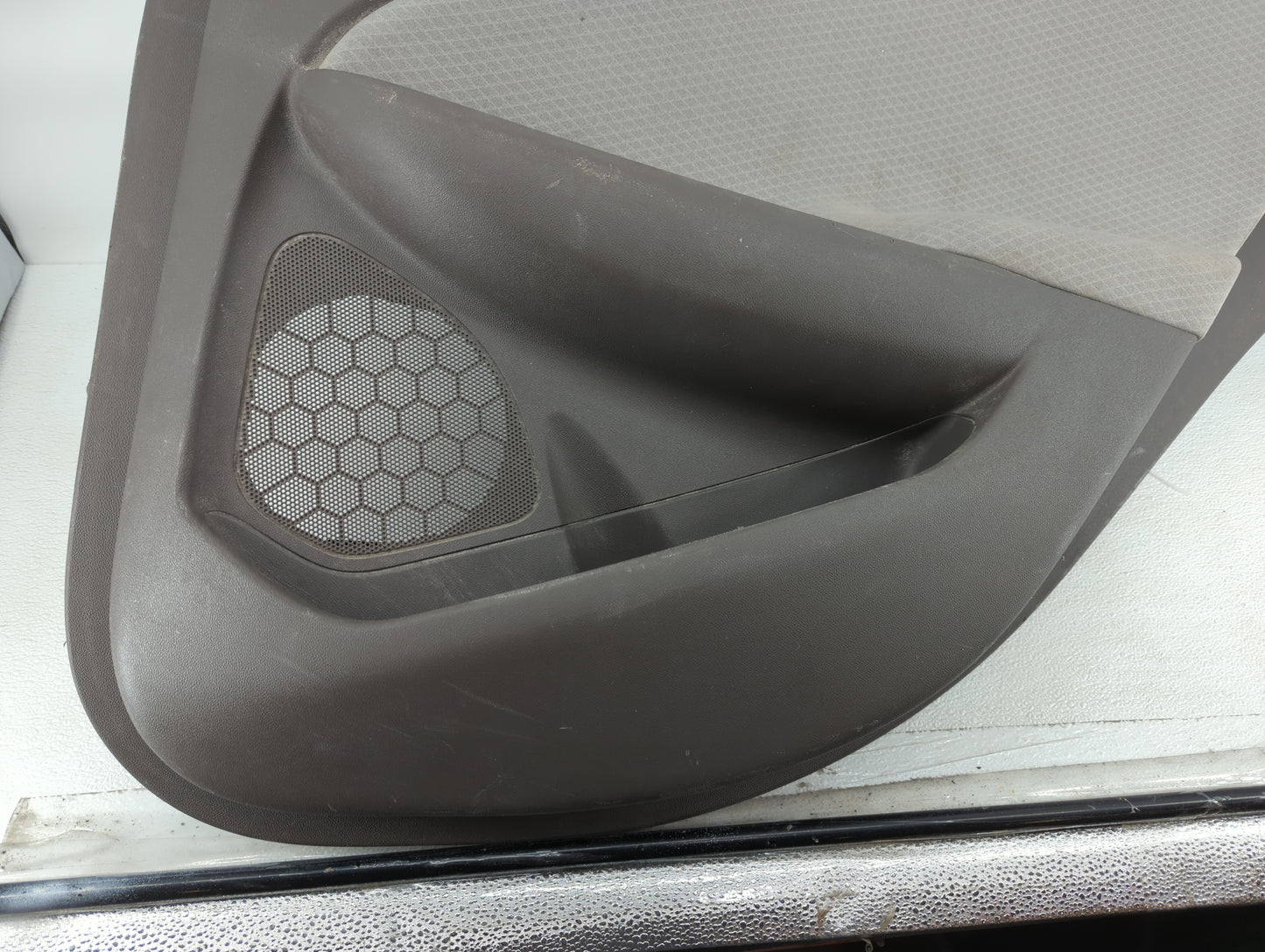 2017 Chevrolet Malibu Rear Right Passenger Interior Door Panel Trim - Oemusedautoparts1.com