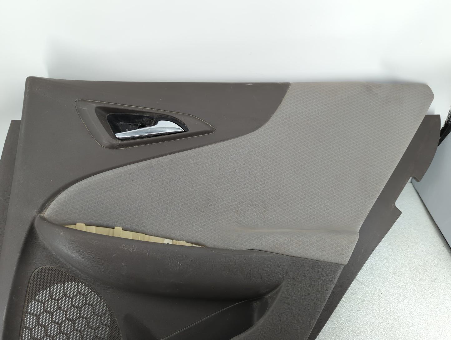 2017 Chevrolet Malibu Rear Right Passenger Interior Door Panel Trim - Oemusedautoparts1.com