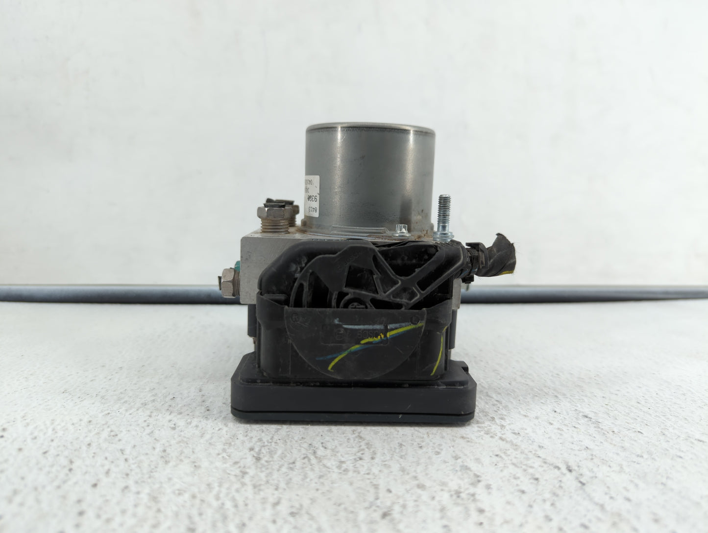 2017 Chevrolet Malibu ABS Pump Control Module Replacement P/N:84139390 A24T27-5242, 84139389, 065055768, 065055766, 84139399